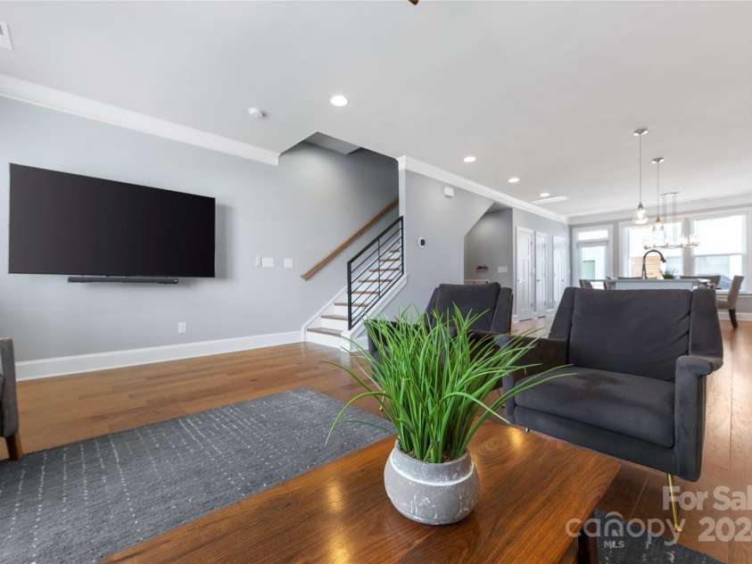 2108 BRYANT PARK Drive, Charlotte, NC 28208.  MLS# CAR4169994, YatesRealty ID 782. 