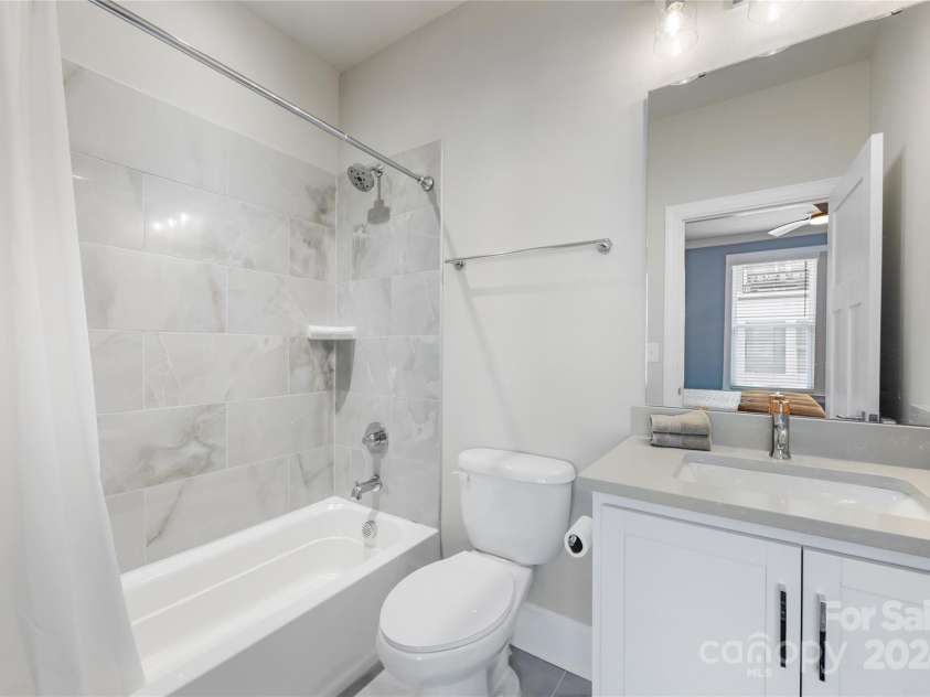 2108 BRYANT PARK Drive, Charlotte, NC 28208.  MLS# CAR4169994, YatesRealty ID 782. 