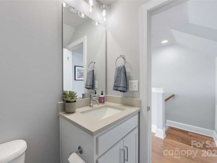 2108 BRYANT PARK Drive, Charlotte, NC 28208.  MLS# CAR4169994, YatesRealty ID 782. 