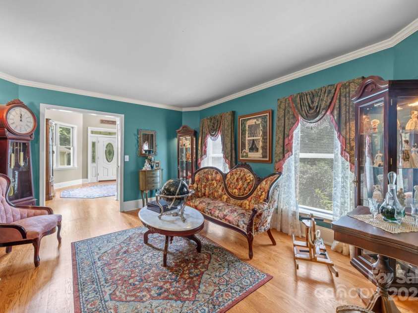 235 Kinder Lane, Canton, NC 28716.  MLS# CAR4270406, YatesRealty ID 782. 