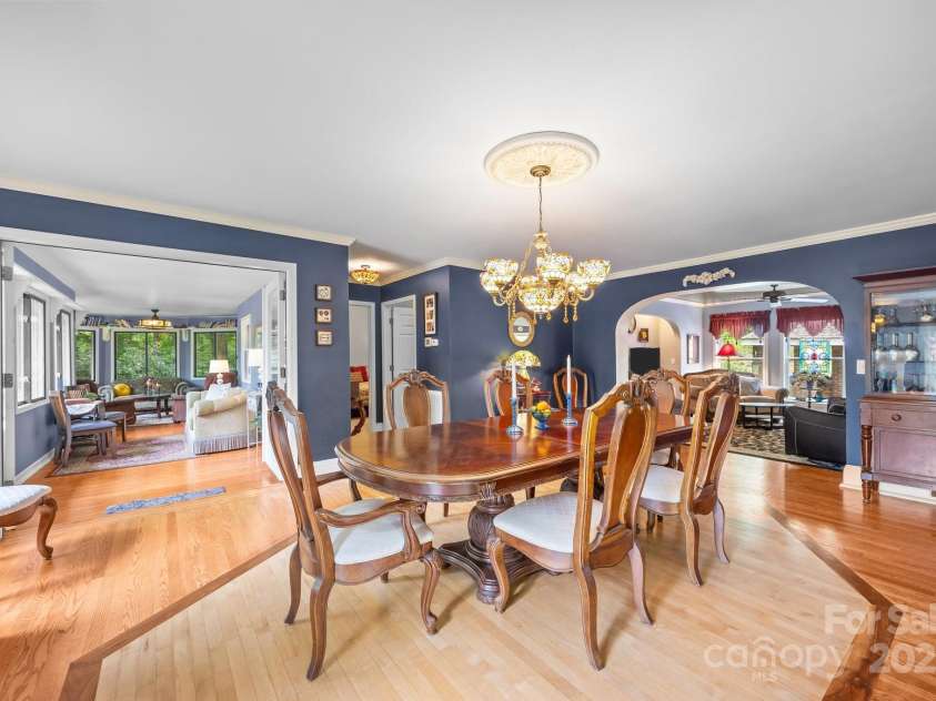 235 Kinder Lane, Canton, NC 28716.  MLS# CAR4270406, YatesRealty ID 782. 