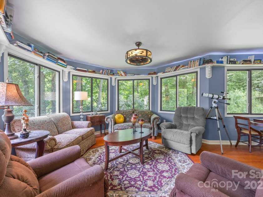 235 Kinder Lane, Canton, NC 28716.  MLS# CAR4270406, YatesRealty ID 782. 