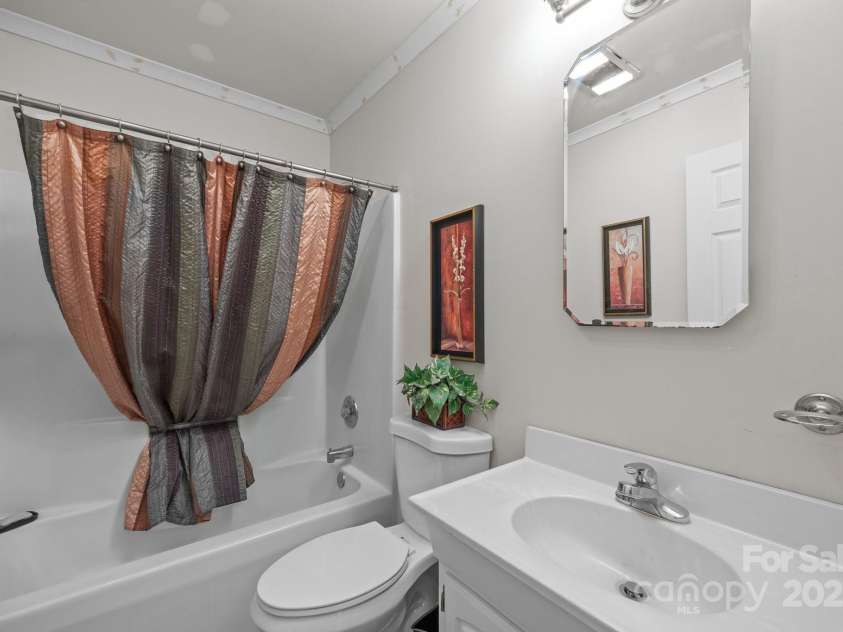 235 Kinder Lane, Canton, NC 28716.  MLS# CAR4270406, YatesRealty ID 782. 