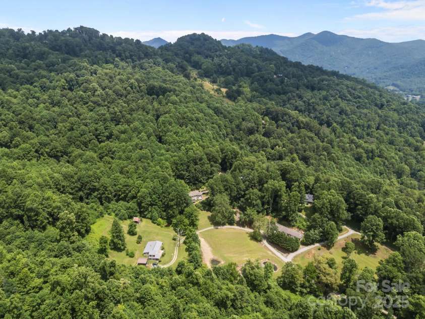 235 Kinder Lane, Canton, NC 28716.  MLS# CAR4270406, YatesRealty ID 782. 