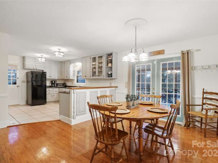 10031 Bora Bora Drive, Tega Cay, SC 29708.  MLS# CAR4224313, YatesRealty ID 7820. 