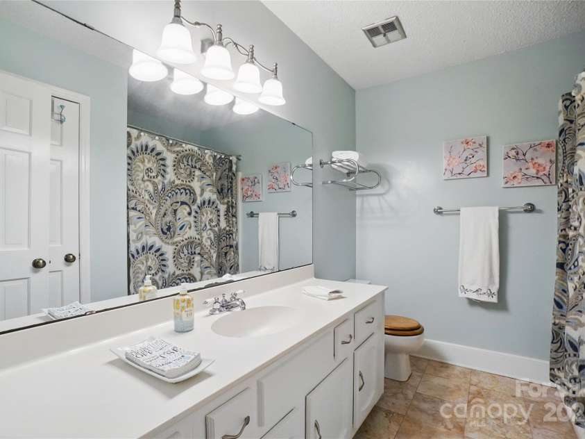 10031 Bora Bora Drive, Tega Cay, SC 29708.  MLS# CAR4224313, YatesRealty ID 7820. 