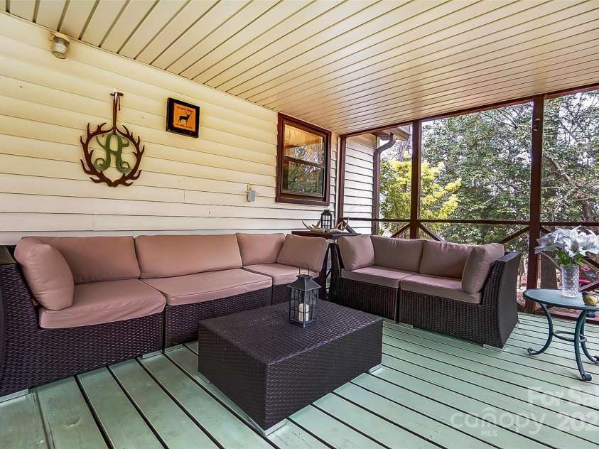 10031 Bora Bora Drive, Tega Cay, SC 29708.  MLS# CAR4224313, YatesRealty ID 7820. 