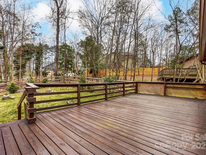 10031 Bora Bora Drive, Tega Cay, SC 29708.  MLS# CAR4224313, YatesRealty ID 7820. 