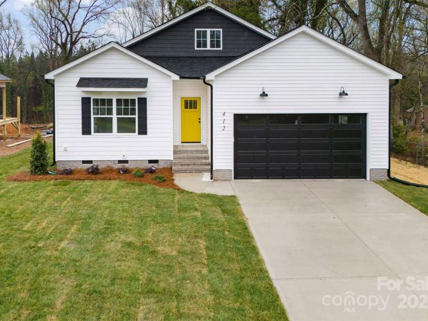 412 Westview Street, Gastonia, NC 28052.  MLS# CAR4222736, YatesRealty ID 7822. 