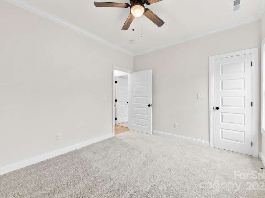 412 Westview Street, Gastonia, NC 28052.  MLS# CAR4222736, YatesRealty ID 7822. BR #3