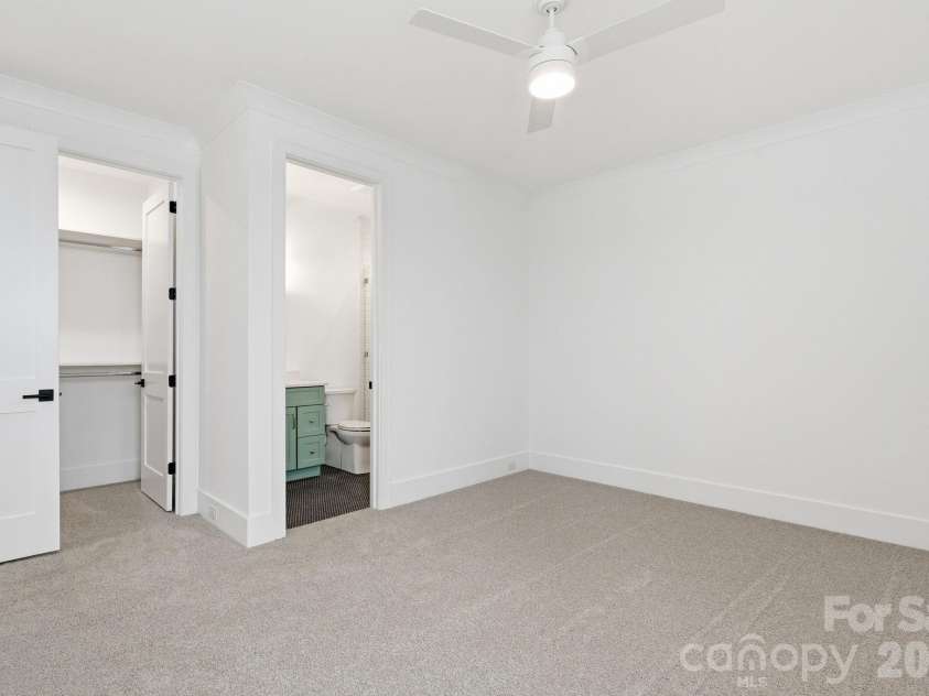 610 Walnut Street, Davidson, NC 28036.  MLS# CAR4146370, YatesRealty ID 7823. 