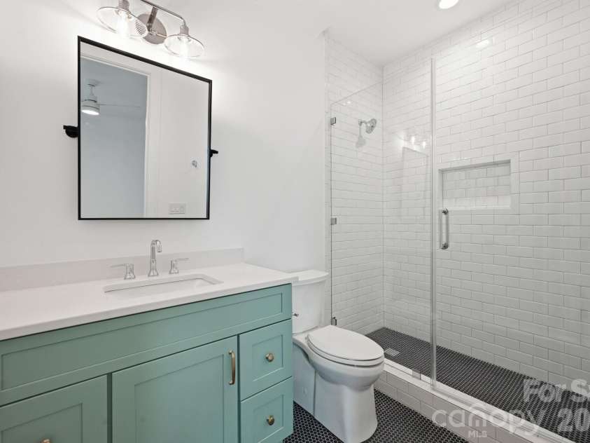 610 Walnut Street, Davidson, NC 28036.  MLS# CAR4146370, YatesRealty ID 7823. 