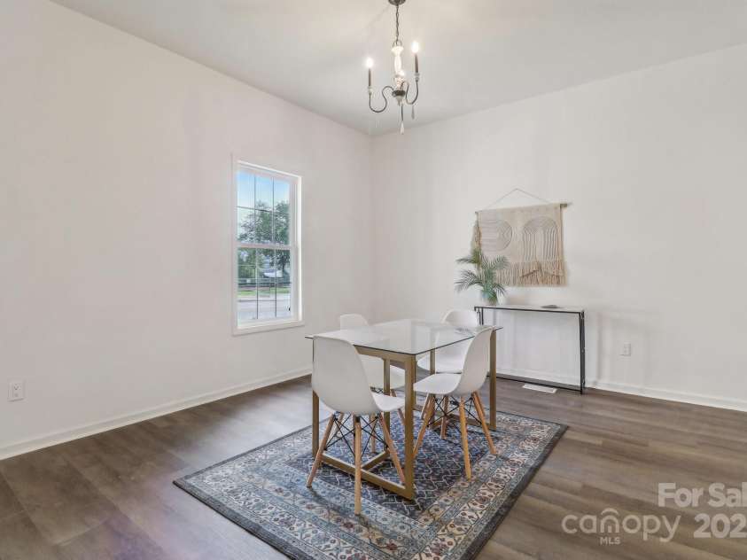 211 Brooklyn Avenue, Lancaster, SC 29720.  MLS# CAR4219170, YatesRealty ID 7824. 