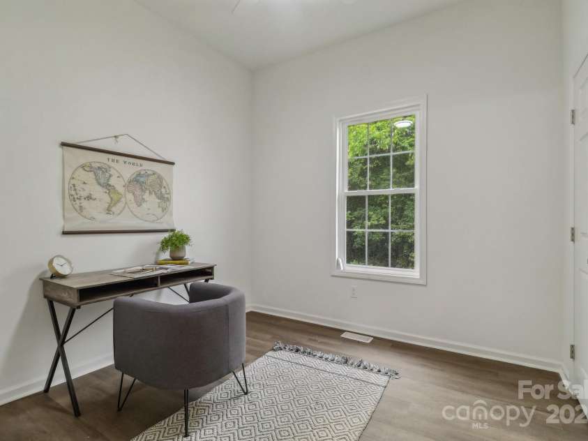 211 Brooklyn Avenue, Lancaster, SC 29720.  MLS# CAR4219170, YatesRealty ID 7824. 