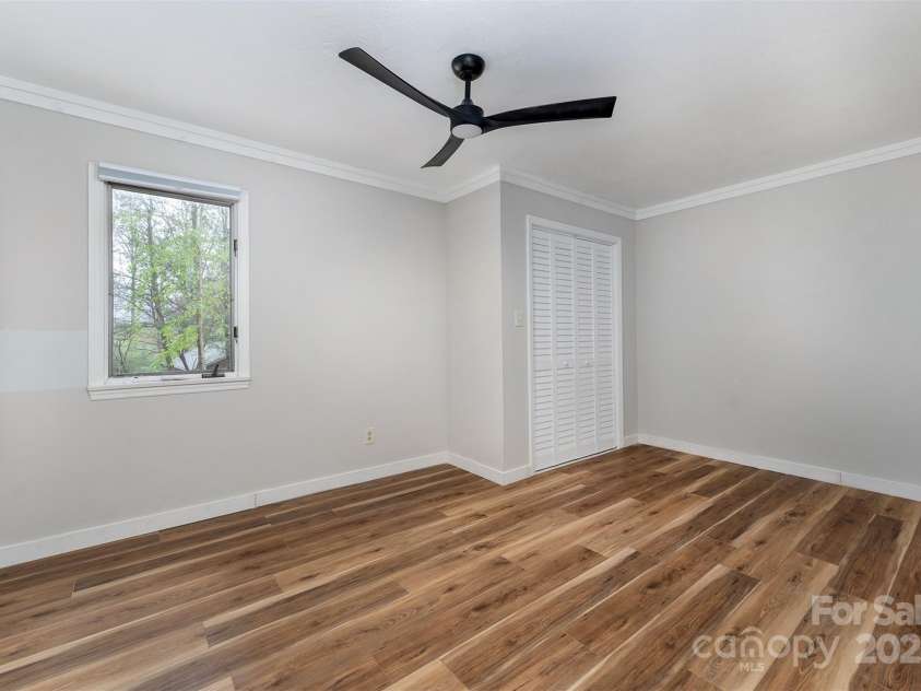 605 Rhododendron Avenue, Black Mountain, NC 28711.  MLS# CAR4242115, YatesRealty ID 7827. Bedroom
