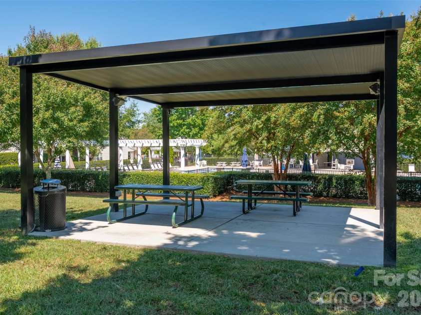 6934 Tanners Creek Drive, Huntersville, NC 28078.  MLS# CAR4303299, YatesRealty ID 7827. Community Picnic Area