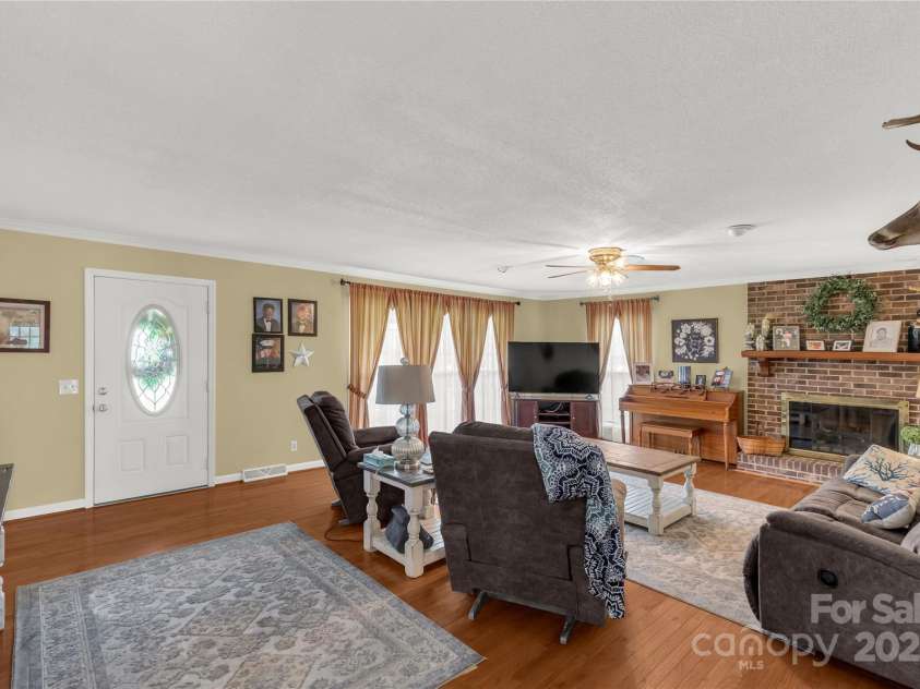 1162 Doc Garris Road, Lancaster, SC 29720.  MLS# CAR4266863, YatesRealty ID 7829. 