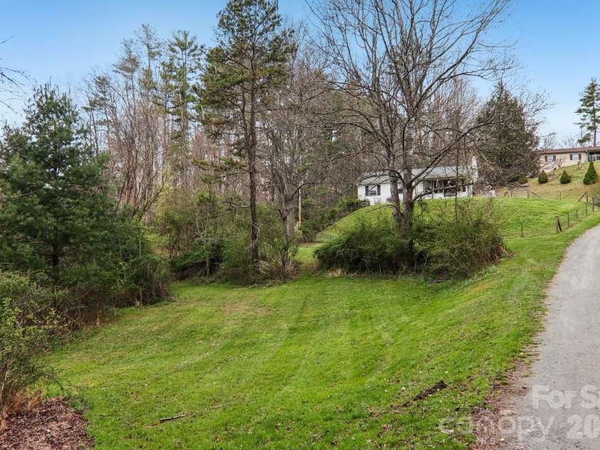 105 Baird Road, Mars Hill, NC 28754.  MLS# CAR4354067, YatesRealty ID 7831. 