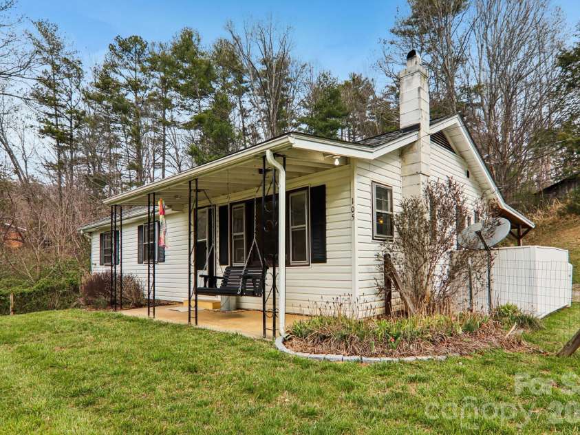 105 Baird Road, Mars Hill, NC 28754.  MLS# CAR4354067, YatesRealty ID 7831. 