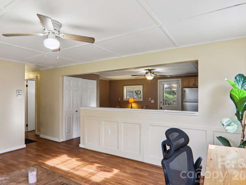 105 Baird Road, Mars Hill, NC 28754.  MLS# CAR4354067, YatesRealty ID 7831. 
