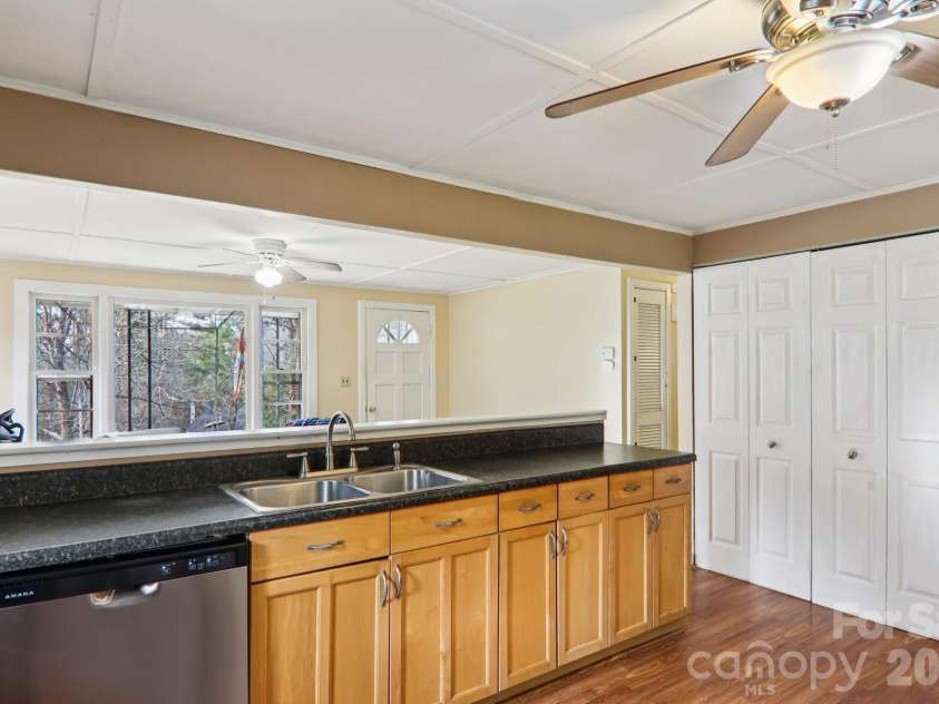 105 Baird Road, Mars Hill, NC 28754.  MLS# CAR4354067, YatesRealty ID 7831. 