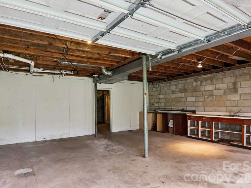 105 Baird Road, Mars Hill, NC 28754.  MLS# CAR4354067, YatesRealty ID 7831. 