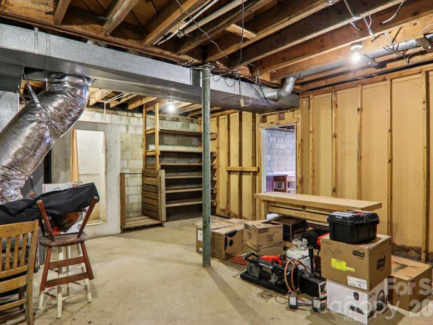 105 Baird Road, Mars Hill, NC 28754.  MLS# CAR4354067, YatesRealty ID 7831. 