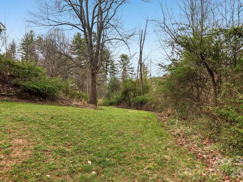 105 Baird Road, Mars Hill, NC 28754.  MLS# CAR4354067, YatesRealty ID 7831. 