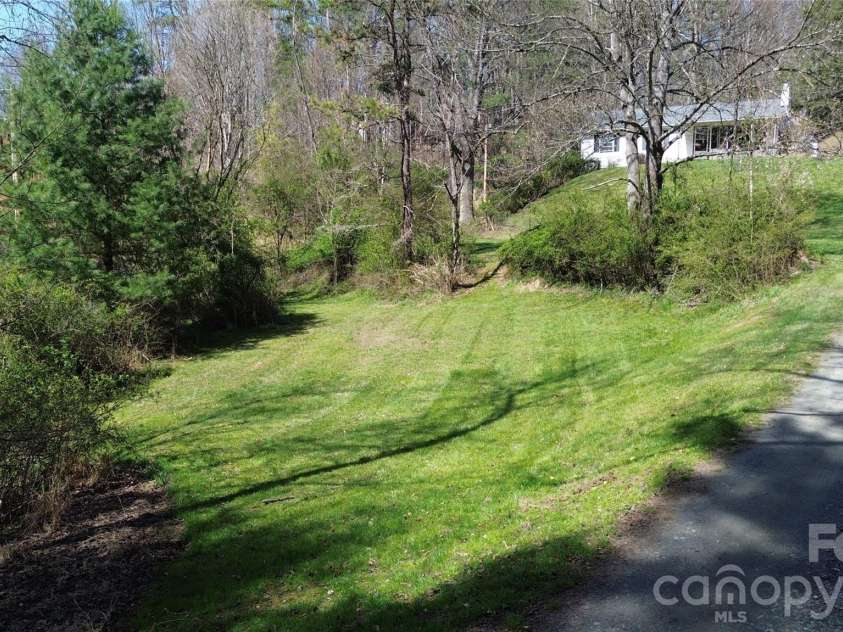 105 Baird Road, Mars Hill, NC 28754.  MLS# CAR4354067, YatesRealty ID 7831. 