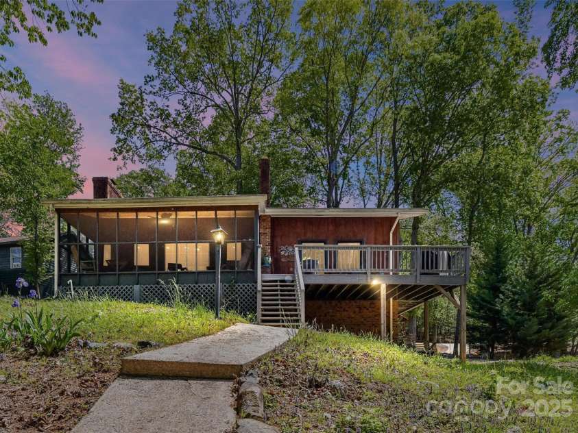 1278 Island Creek Drive, Troy, NC 27371.  MLS# CAR4249802, YatesRealty ID 7831. 