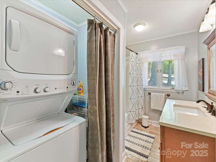 1278 Island Creek Drive, Troy, NC 27371.  MLS# CAR4249802, YatesRealty ID 7831. 