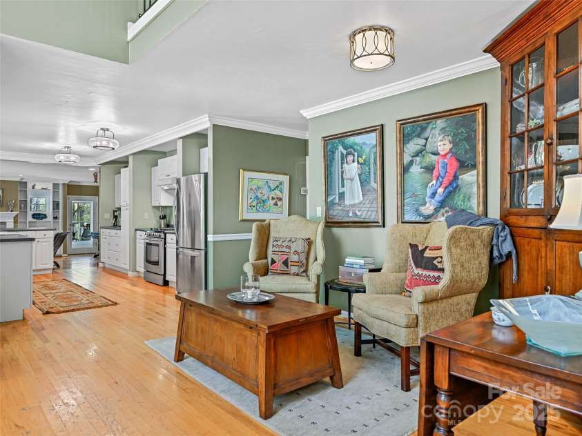 18 Thousand Oaks Boulevard, Fairview, NC 28730.  MLS# CAR4250444, YatesRealty ID 7832. FOpen Floorplan