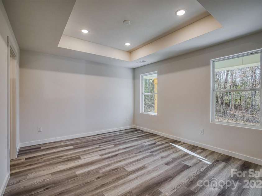 721 32nd Street, Conover, NC 28613.  MLS# CAR4249772, YatesRealty ID 7834. 