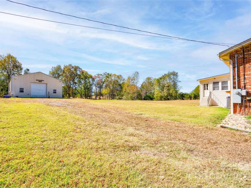 1033 College Avenue, Shelby, NC 28152.  MLS# CAR4314488, YatesRealty ID 7835. Back Yard
