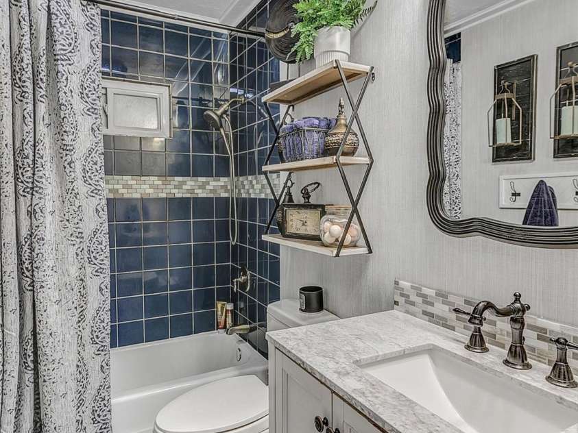 118 Feagan Road, Hendersonville, NC 28792.  MLS# CAR4247201, YatesRealty ID 7835. 