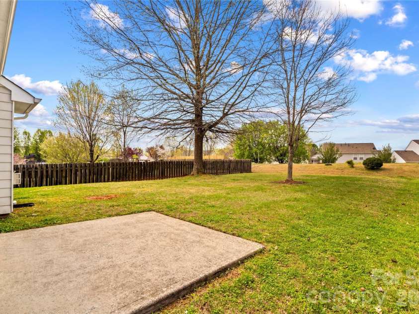 114 Charing Place, Mooresville, NC 28117.  MLS# CAR4360169, YatesRealty ID 7836. 