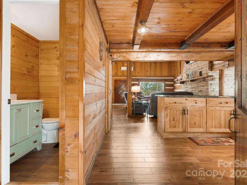 450 Fred Anderson Drive, Hot Springs, NC 28743.  MLS# CAR4249970, YatesRealty ID 7837. 