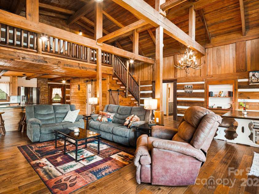 450 Fred Anderson Drive, Hot Springs, NC 28743.  MLS# CAR4249970, YatesRealty ID 7837. 