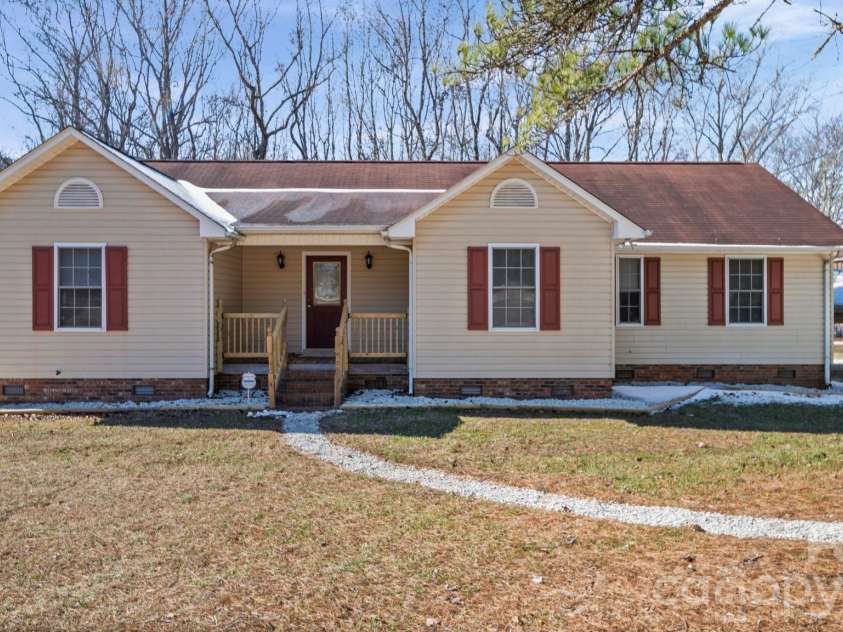 865 Highway 161 Highway, Clover, SC 29710.  MLS# CAR4386890, YatesRealty ID 7837. 