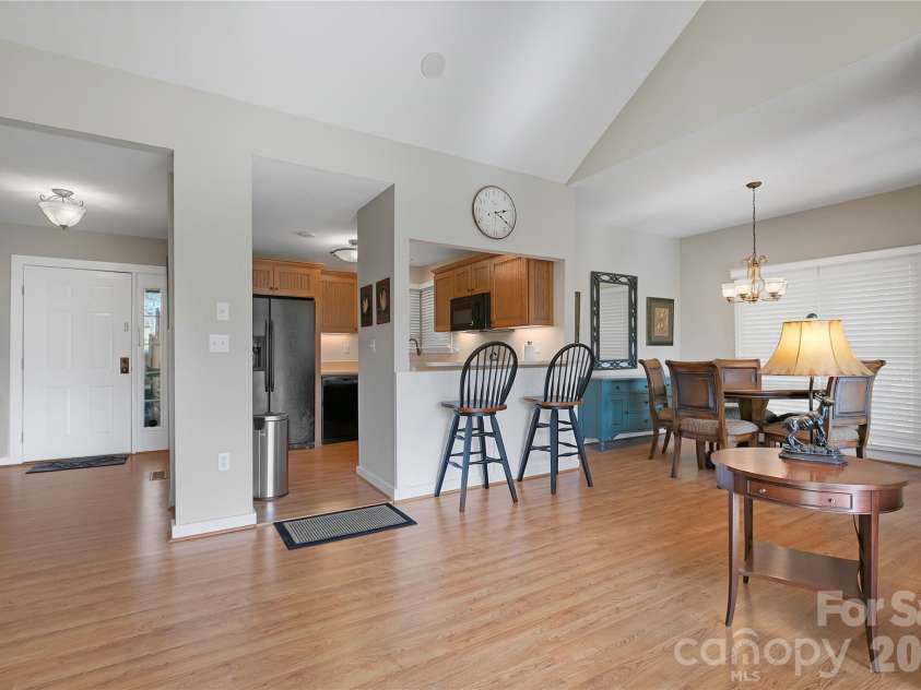 150 Racquet Club Villas Drive, Sapphire, NC 28774.  MLS# CAR4346144, YatesRealty ID 7838. 