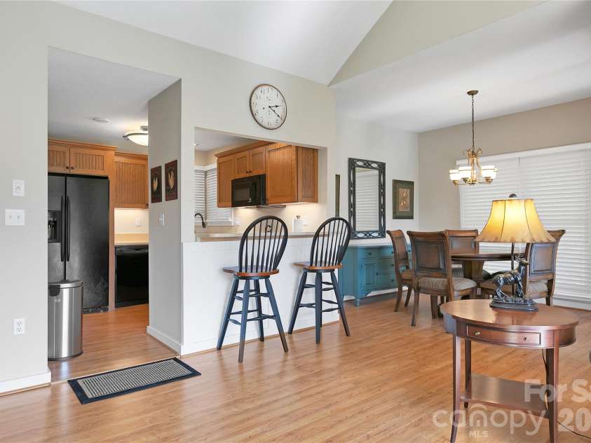 150 Racquet Club Villas Drive, Sapphire, NC 28774.  MLS# CAR4346144, YatesRealty ID 7838. 