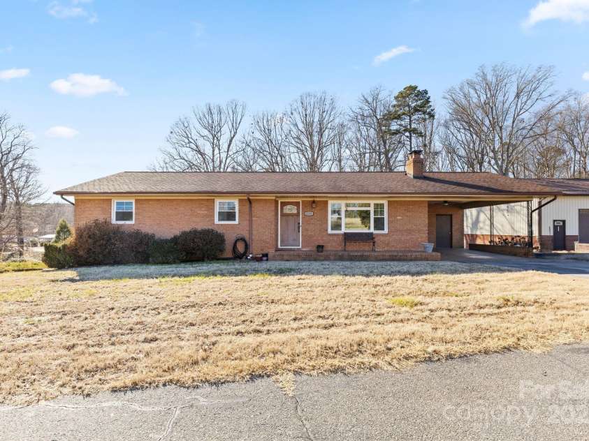 2351 Hudspeth Road, Catawba, NC 28609.  MLS# CAR4202505, YatesRealty ID 7839. 