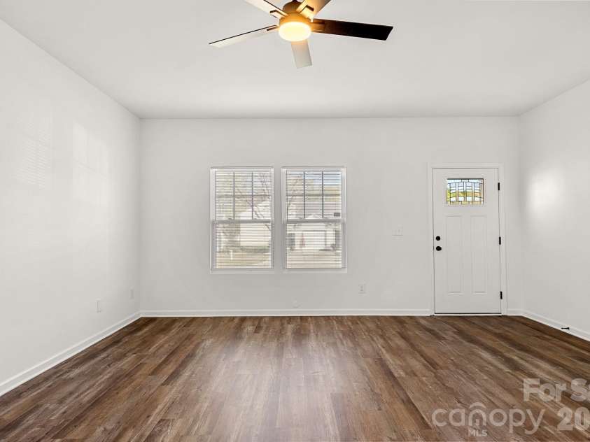 544 Sansberry Drive, York, SC 29745.  MLS# CAR4362282, YatesRealty ID 7839. 