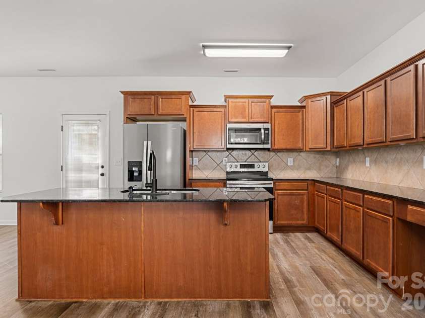 544 Sansberry Drive, York, SC 29745.  MLS# CAR4362282, YatesRealty ID 7839. 