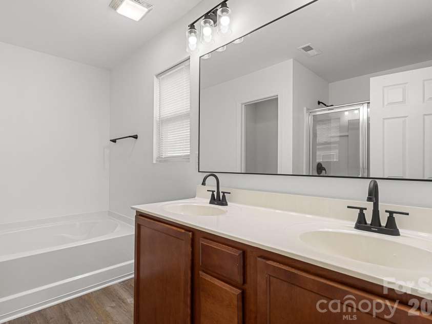 544 Sansberry Drive, York, SC 29745.  MLS# CAR4362282, YatesRealty ID 7839. 