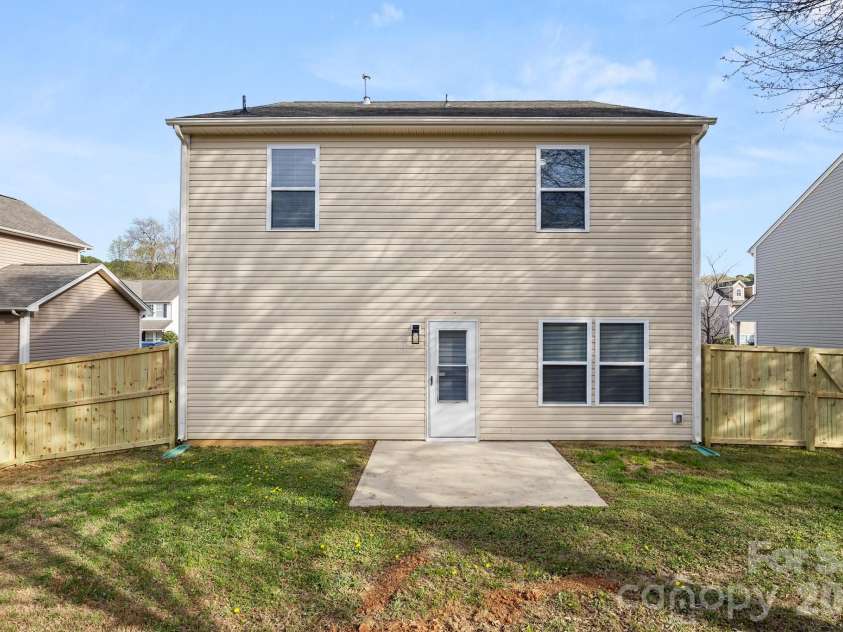 544 Sansberry Drive, York, SC 29745.  MLS# CAR4362282, YatesRealty ID 7839. 