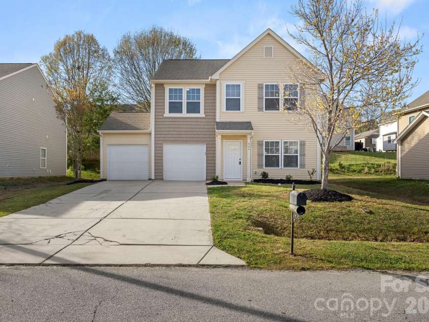 544 Sansberry Drive, York, SC 29745.  MLS# CAR4362282, YatesRealty ID 7839. 