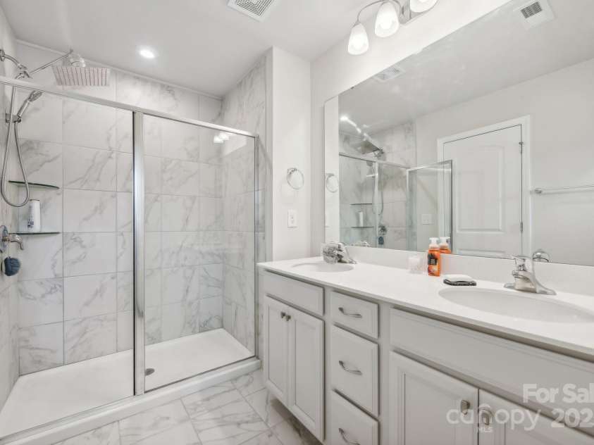 1134 Keydet Drive, Charlotte, NC 28216.  MLS# CAR4308763, YatesRealty ID 784. 