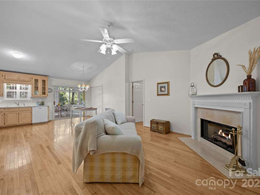 285 Holly Forest Court, Sapphire, NC 28774.  MLS# CAR4293424, YatesRealty ID 7840. 