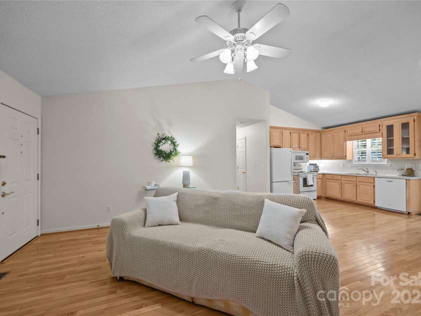 285 Holly Forest Court, Sapphire, NC 28774.  MLS# CAR4293424, YatesRealty ID 7840. 